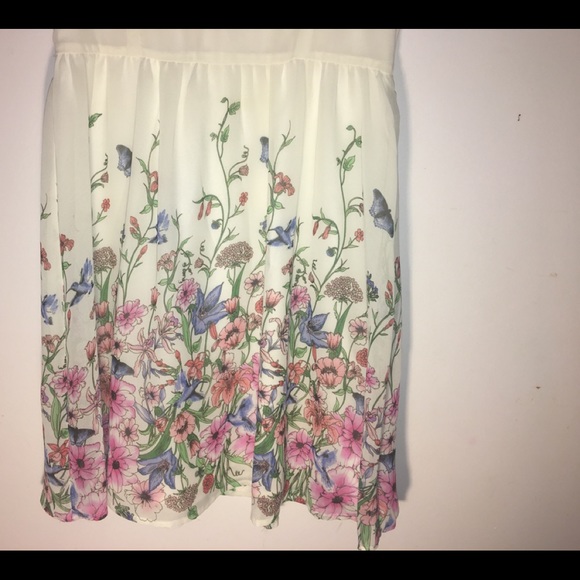 Forever 21 Flowers and butterflies Dress - Picture 4 of 5